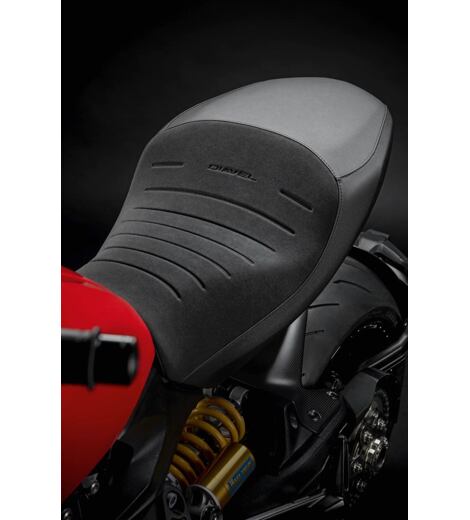 Komfortní zvýšené sedlo Ducati Diavel 1260