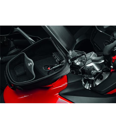 Ducati nabíjecí prodlužovací kabel s USB portem na Multistradu