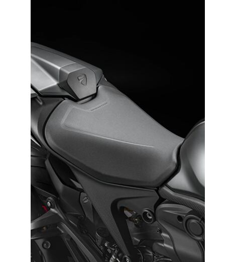 Komfortní zvýšené sedlo Ducati Monster